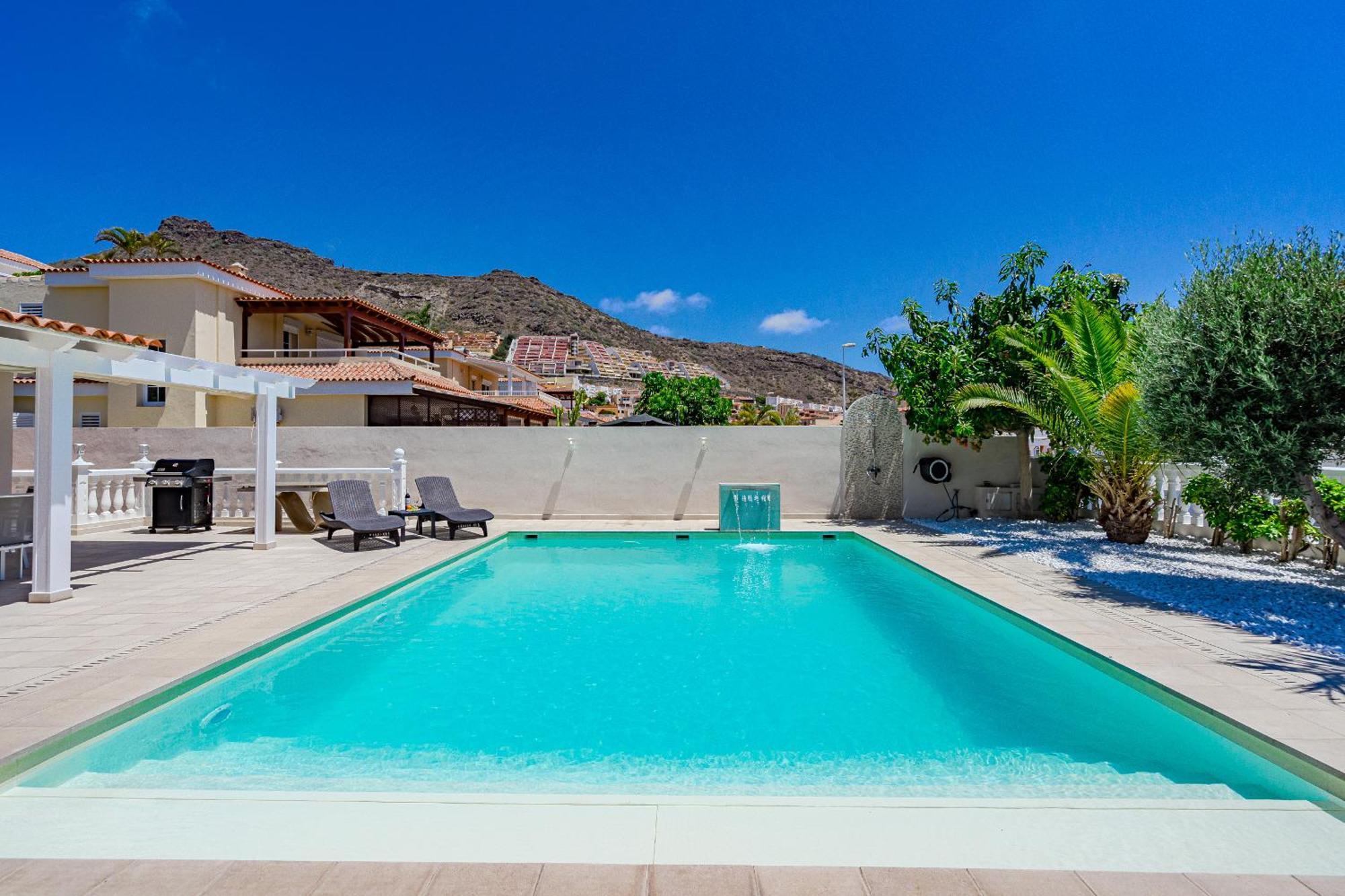 Villa Sabina - 6 Bedroom House アデヘ エクステリア 写真